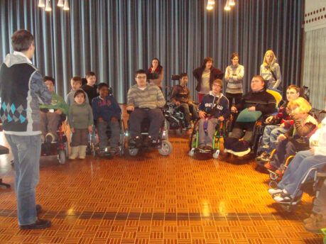 Starpianist Joya Wendt spielt für die Kinder des Mathilde Escher Heims