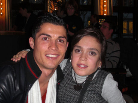 Das lange Warten hat sich gelohnt: Teodora trifft Ronaldo