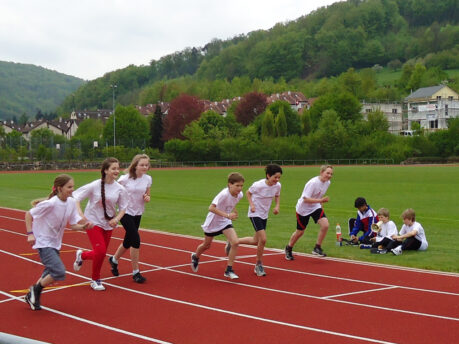 30. April 2010 - Spendenmarathon der Klasse 1r aus dem Schulhaus Tannenbrunn in Sissach