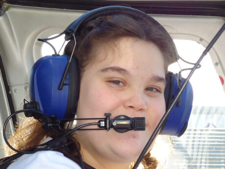 625-1_Melissa feiert ihren 20. Geburtstag in der Luft