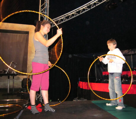 F 66 Michaël trainiert im Zirkus Starlight_1