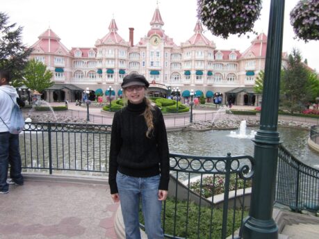 F072 Estelle reist ins Eurodisney_02