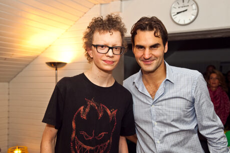 Léo avec Roger Federer